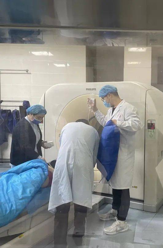 圣诞紧急抢救攻略(圣诞紧急抢救攻略下载)